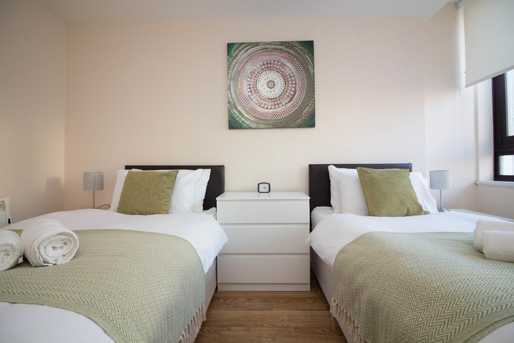 Castle Point Apartments Southampton Premier Lodge Eksteriør bilde